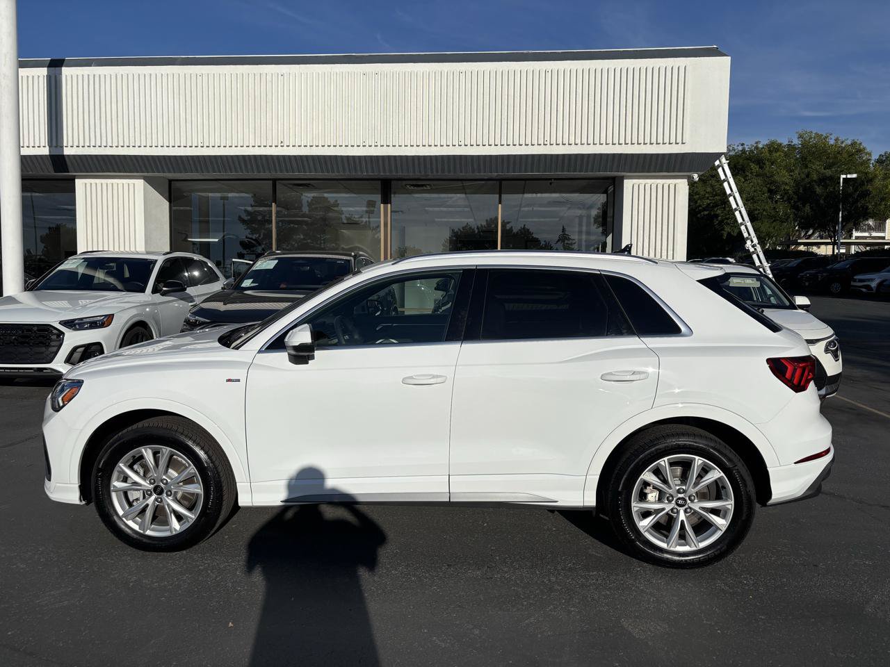 Used 2025 Audi Q3 2.0T Premium Plus AWD/4WD image 19