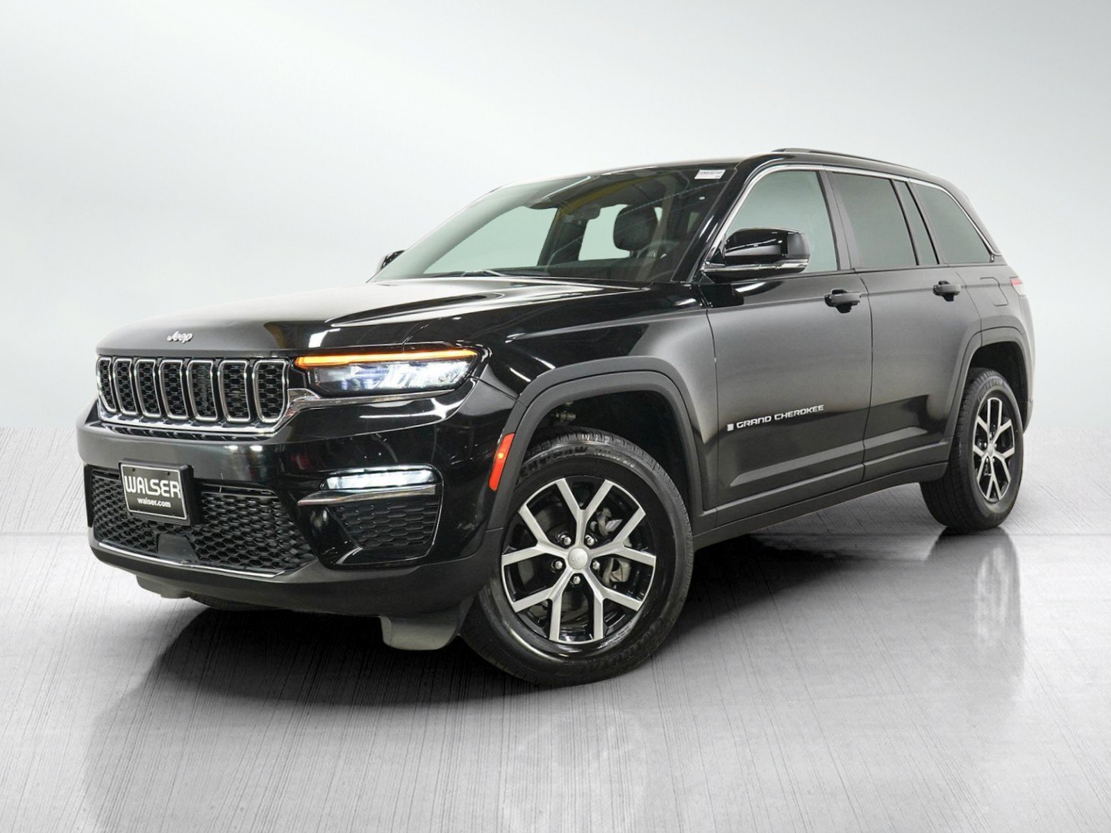 Used 2024 Jeep Grand Cherokee Limited