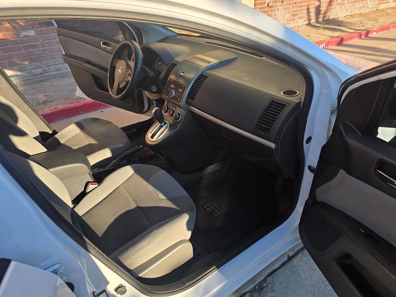 Used 2011 Nissan Sentra 2.0 S image 11