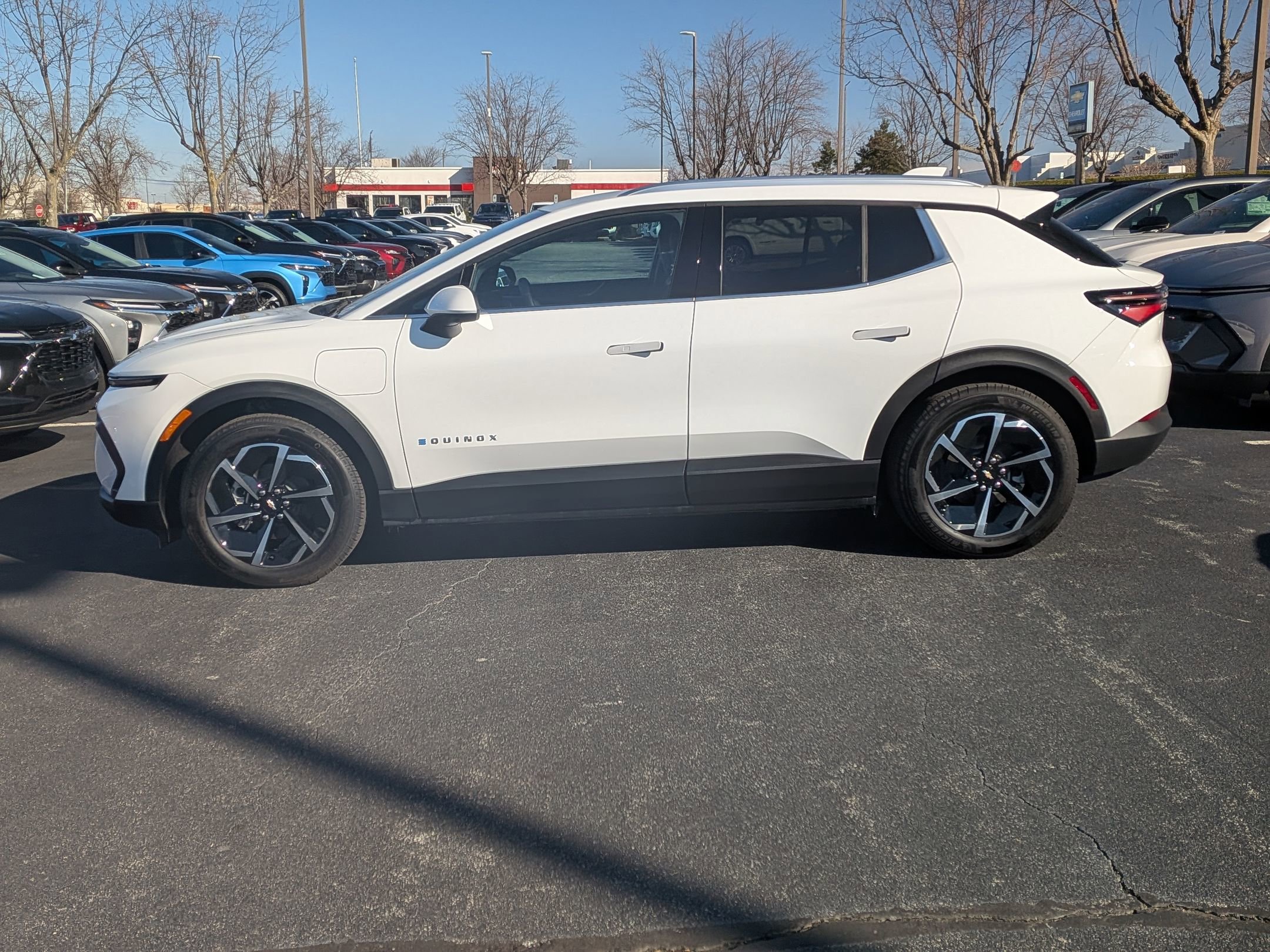 New 2026 Chevrolet Equinox EV LT image 3