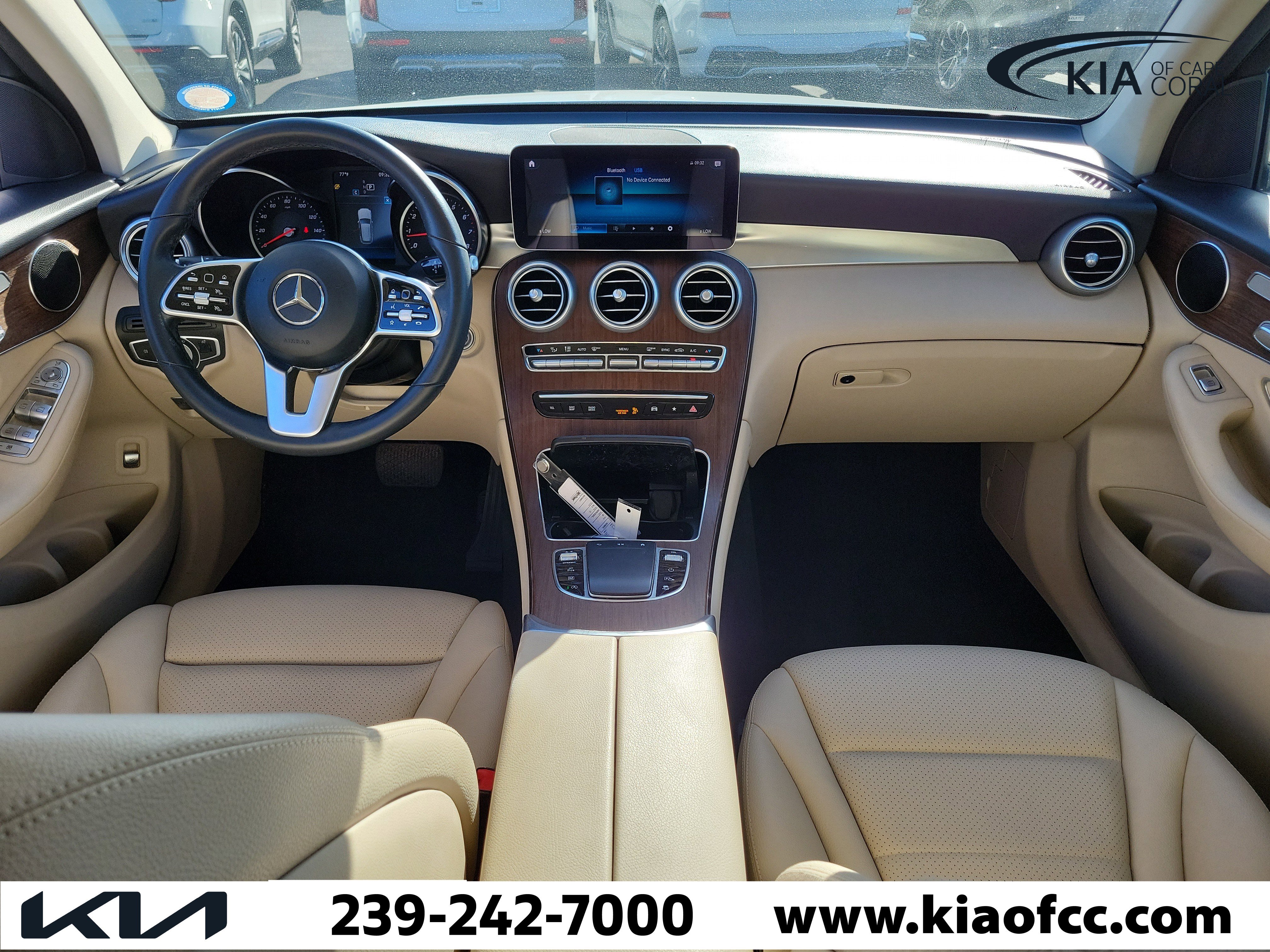 Used 2022 Mercedes-Benz GLC 300 w/ Premium Package Lite image 16