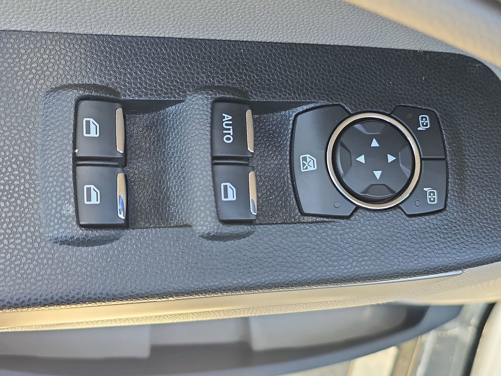 Used 2021 Ford EcoSport S image 24