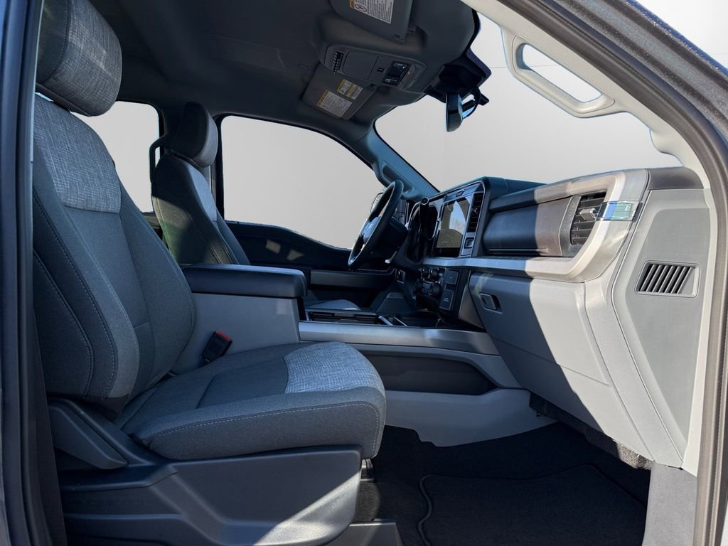 New 2026 Ford F250 XLT w/ XLT Premium Package image 15