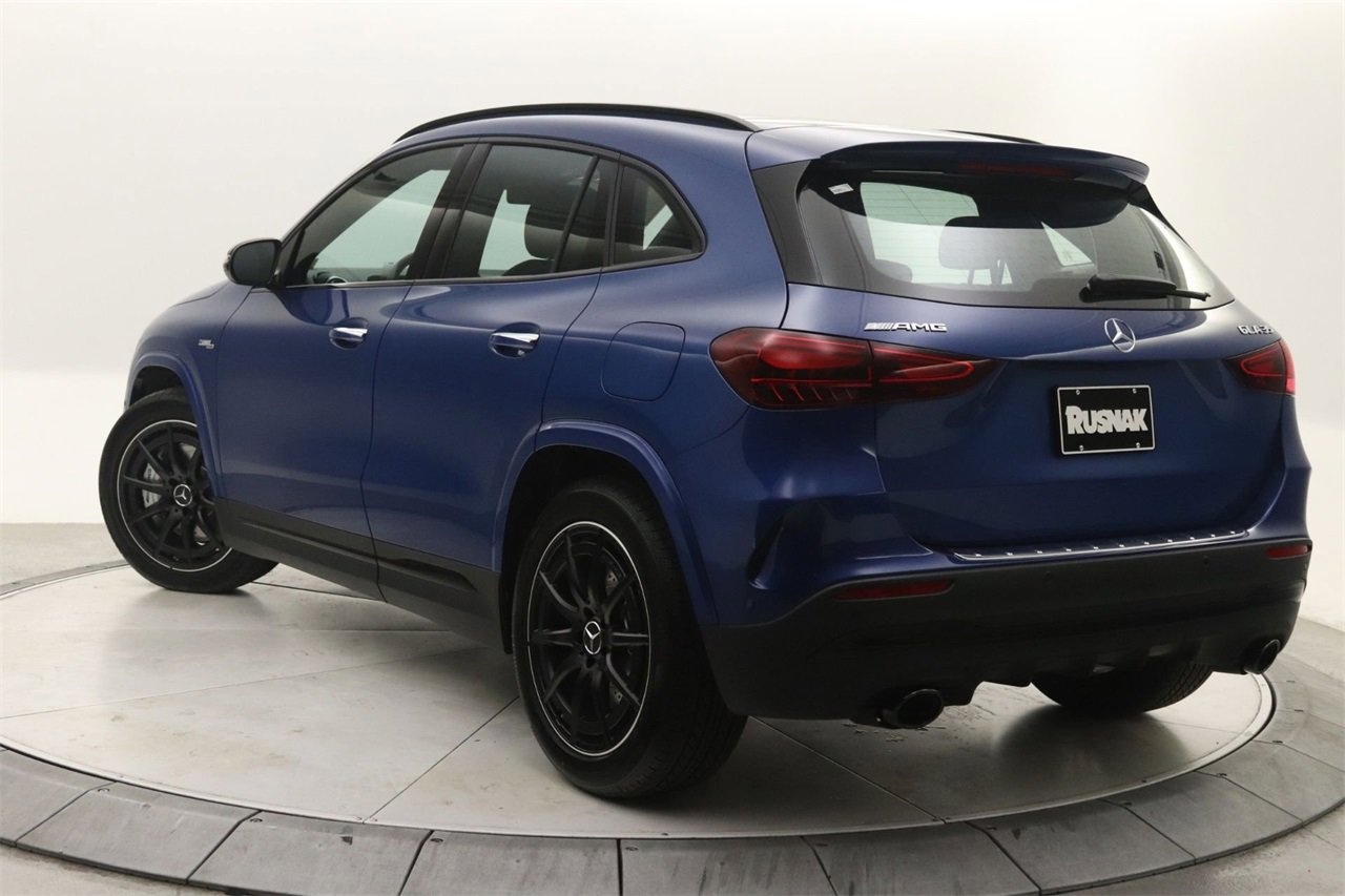 New 2025 Mercedes-Benz GLA 35 AMG 4MATIC image 2