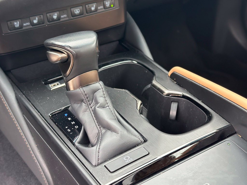 Used 2024 Lexus ES 350 w/ Accessory Package (Z1) FWD image 33