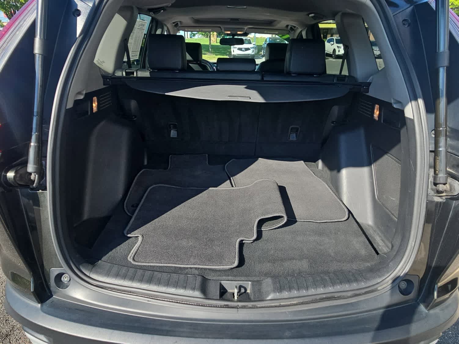 Used 2017 Honda CR-V Touring image 27