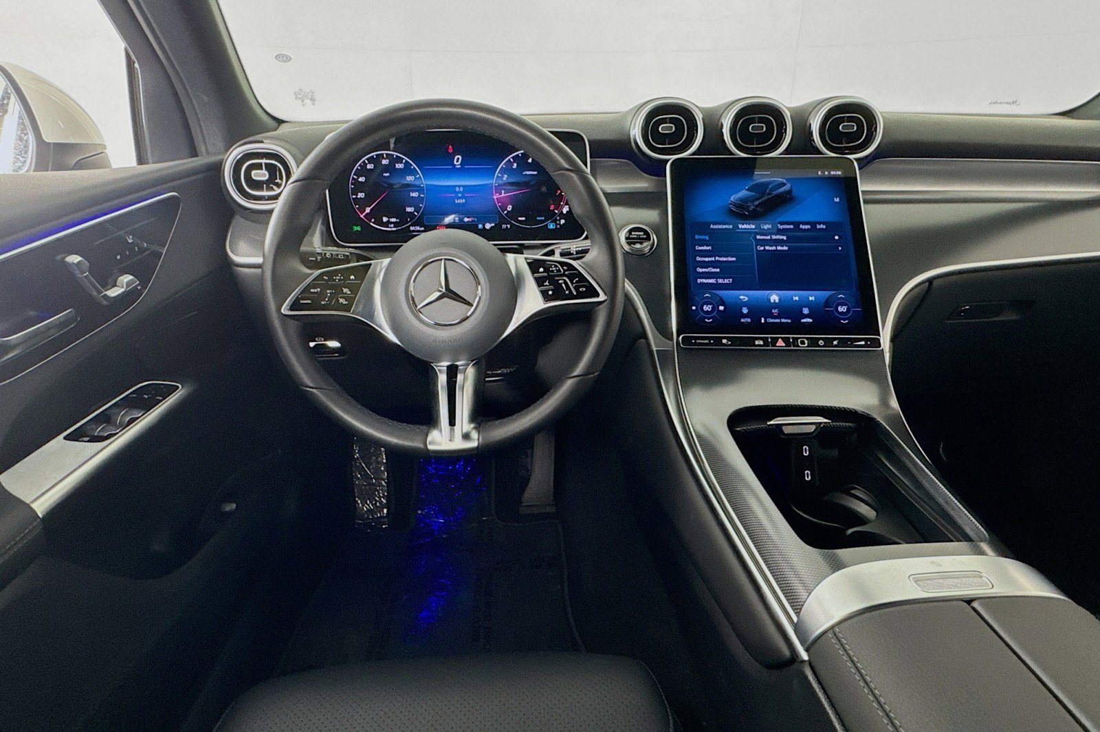 Certified 2026 Mercedes-Benz GLC 300 image 4