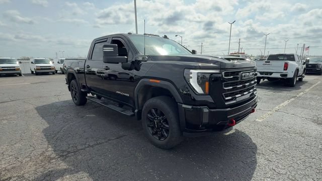 Used 2024 GMC Sierra 2500 AT4 w/ Technology Package AWD/4WD image 2