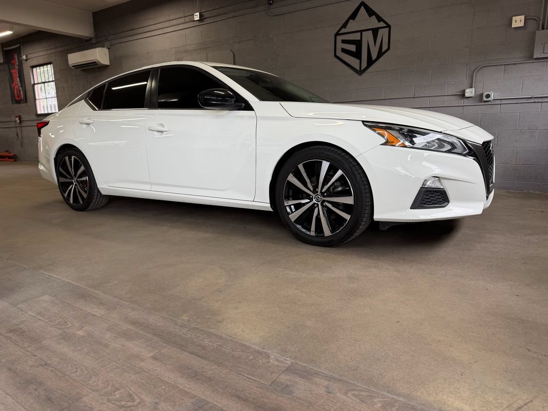 Used 2020 Nissan Altima 2.5 SR FWD image 4