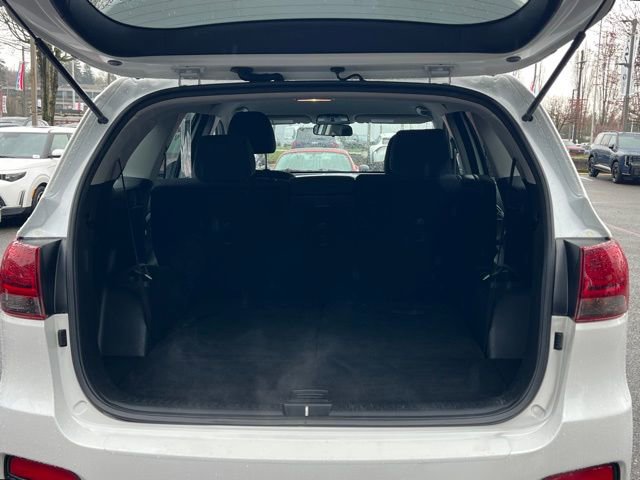 Used 2019 Kia Sorento LX image 10
