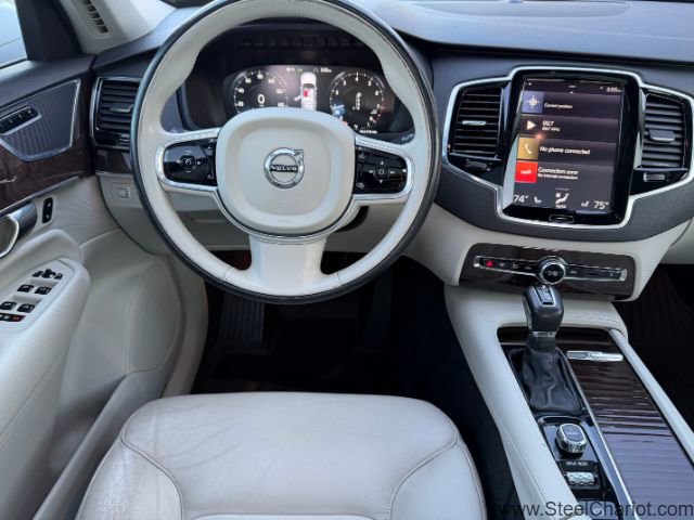 Used 2016 Volvo XC90 T6 Momentum w/ Momentum Plus Package image 12