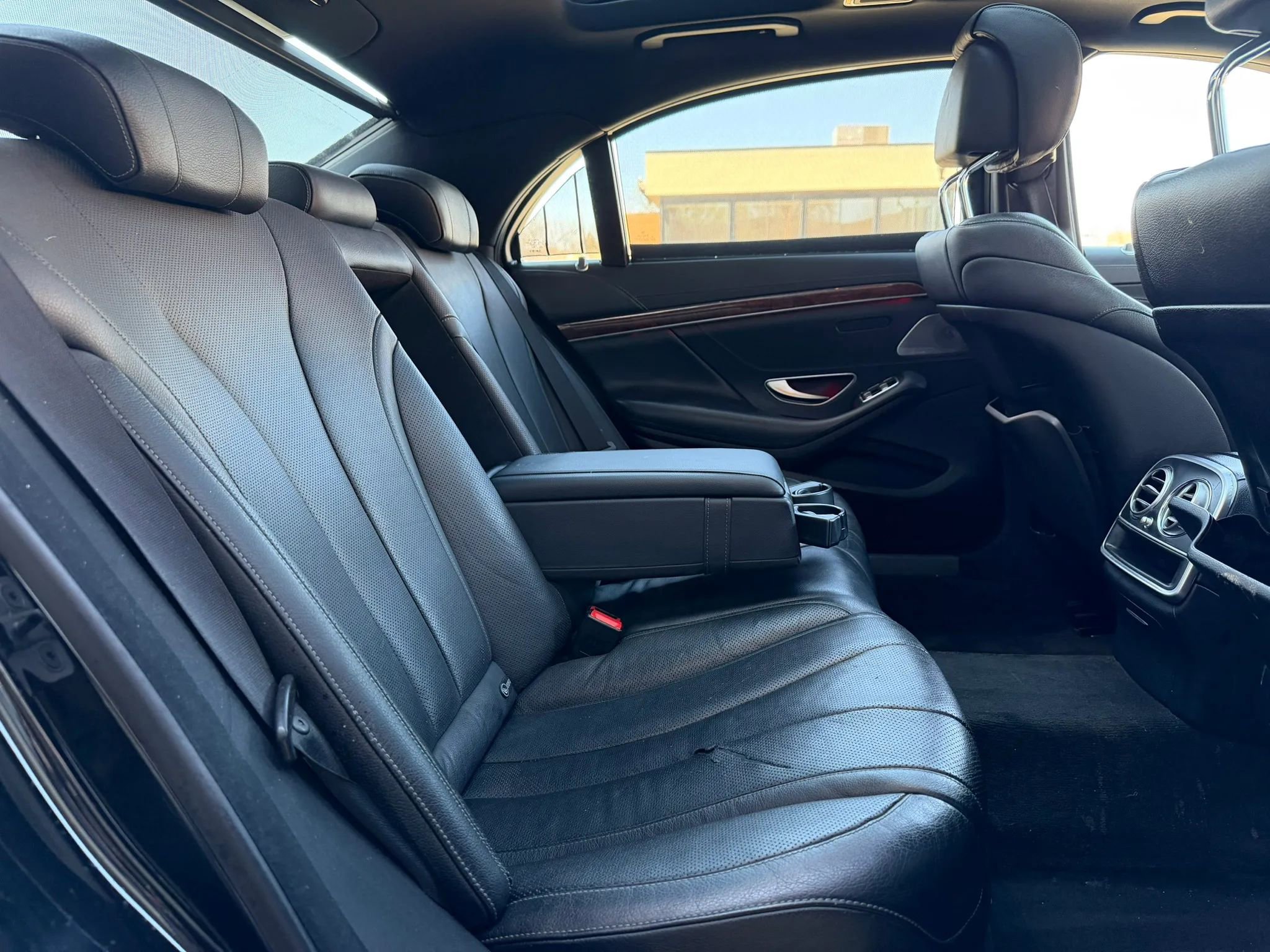 Used 2014 Mercedes-Benz S 550 Sedan w/ Sport Package image 14