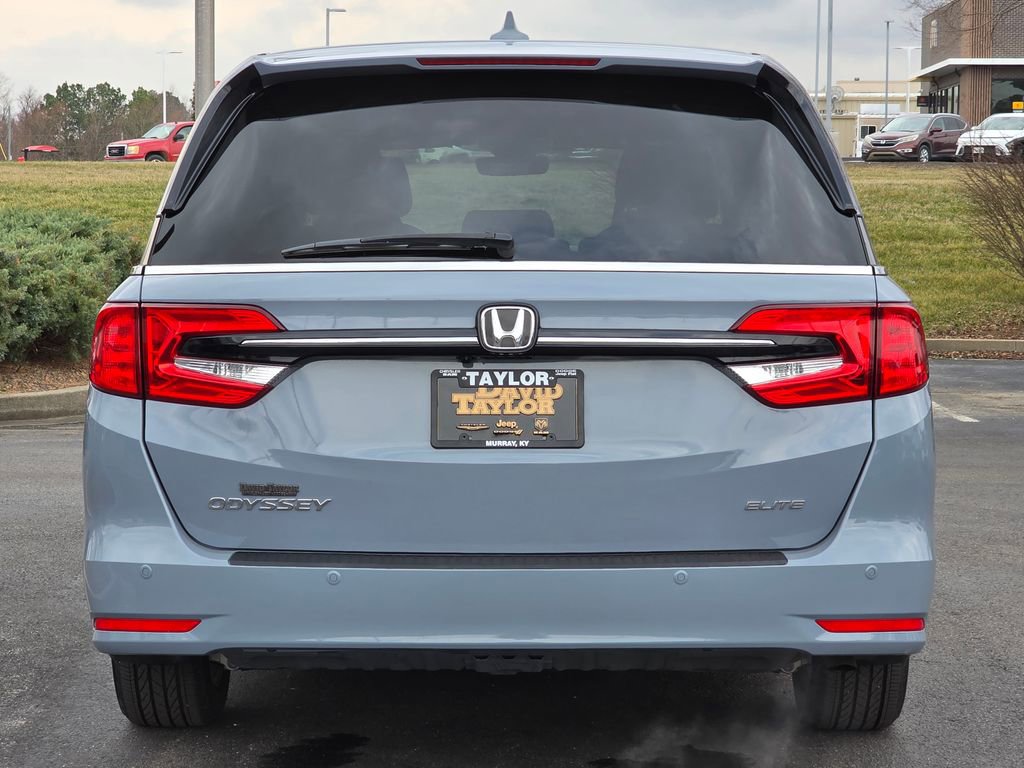 Used 2024 Honda Odyssey Elite image 6