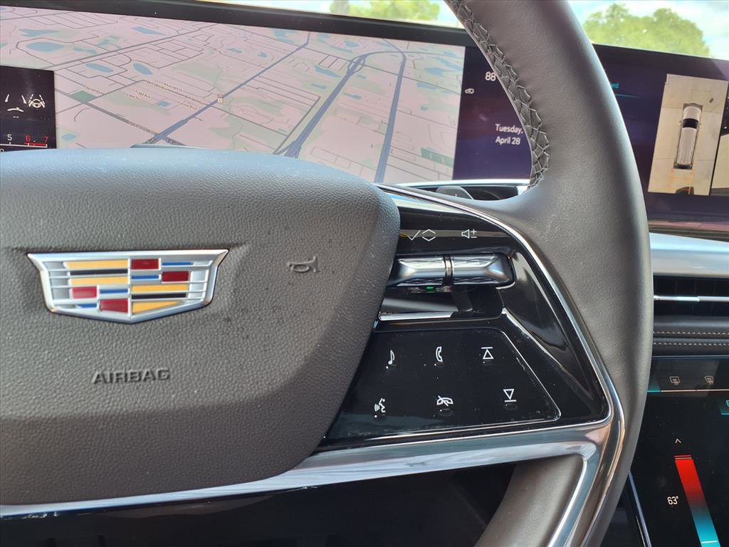 Used 2026 Cadillac Escalade Luxury w/ Touring Package AWD/4WD image 30