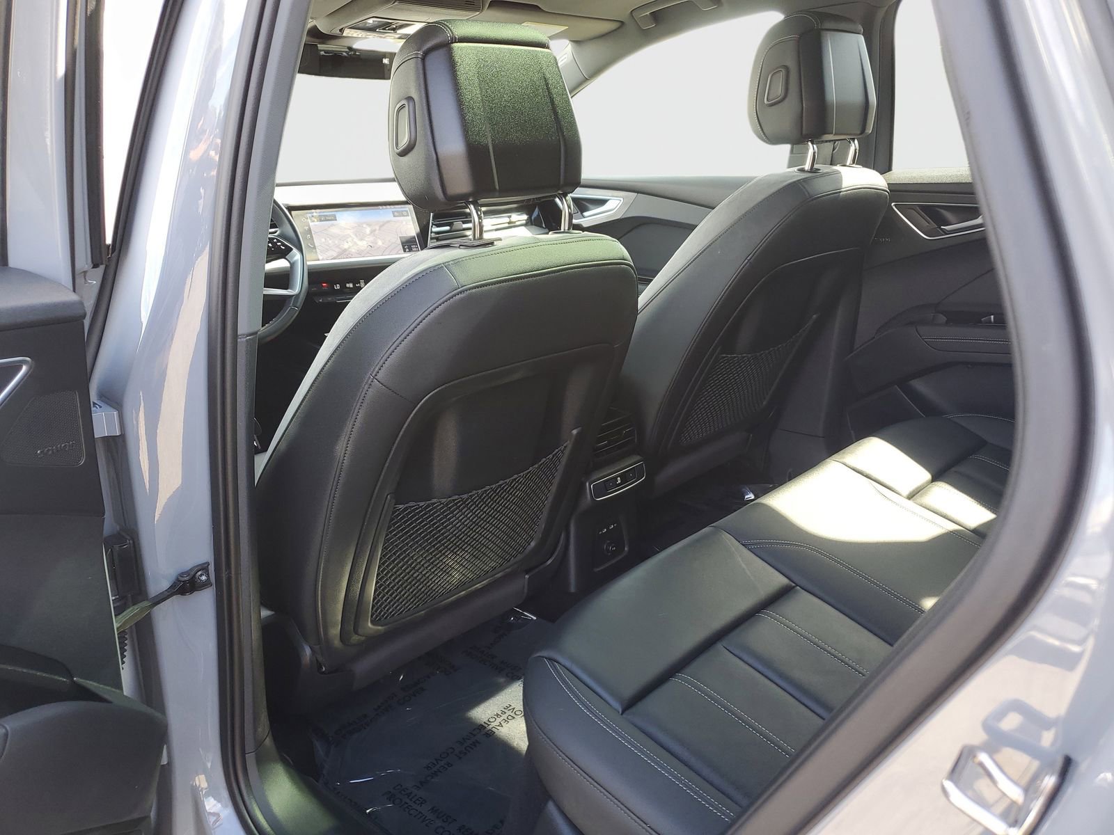 Used 2024 Audi Q4 e-tron Prestige AWD/4WD image 15