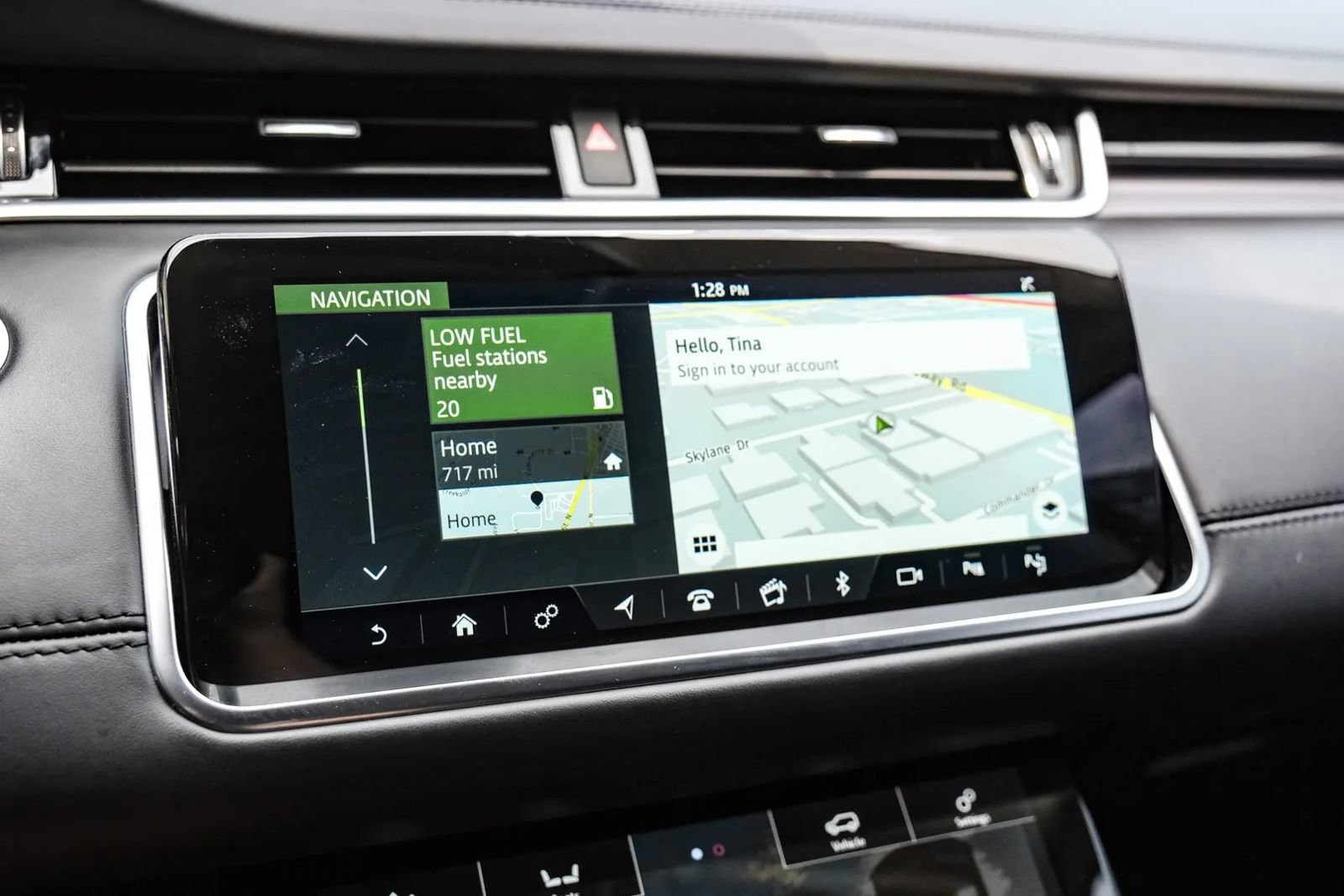 Used 2020 Land Rover Range Rover Evoque SE AWD/4WD image 31