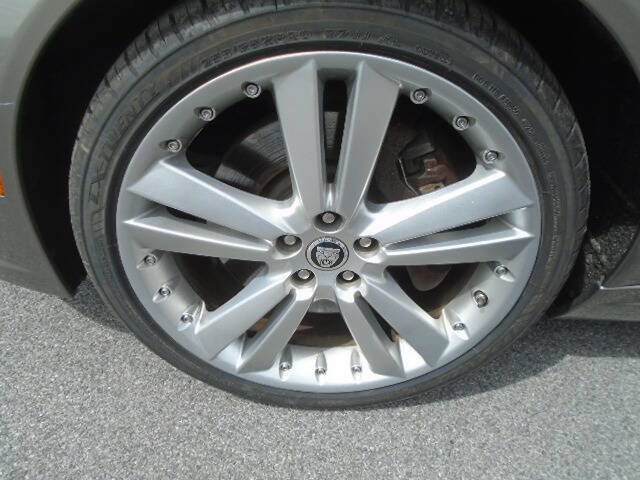 Used 2012 Jaguar XK Convertible RWD image 15
