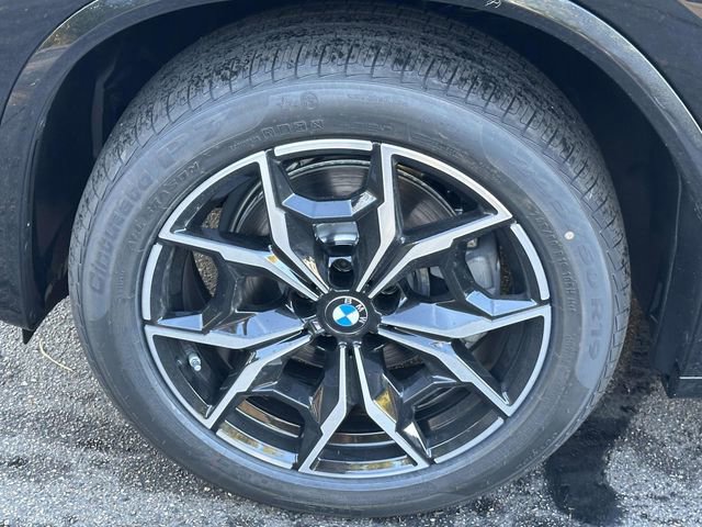 New 2025 BMW X4 xDrive30i w/ Premium Package image 7