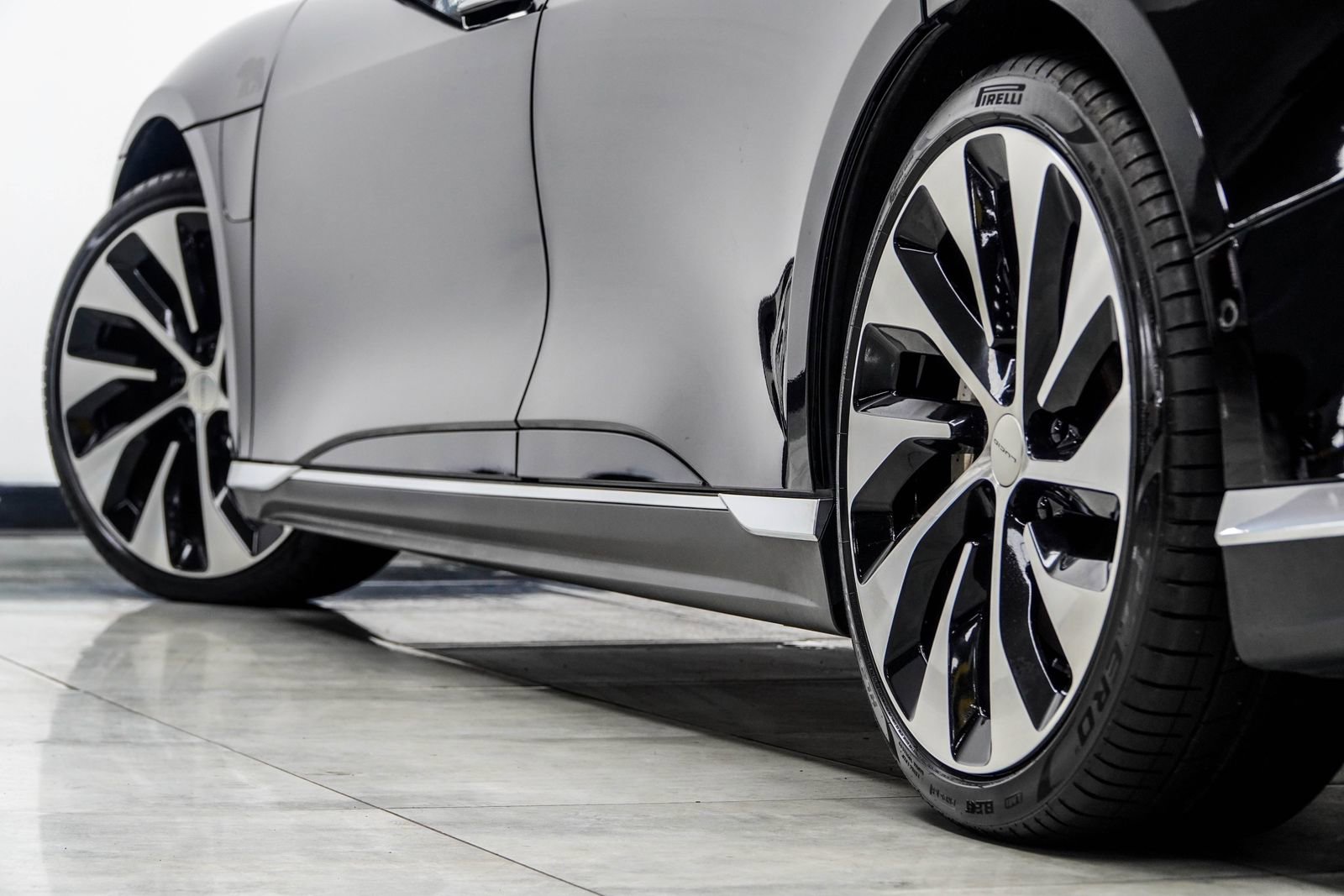 Used 2022 Lucid Air Grand Touring AWD/4WD image 19