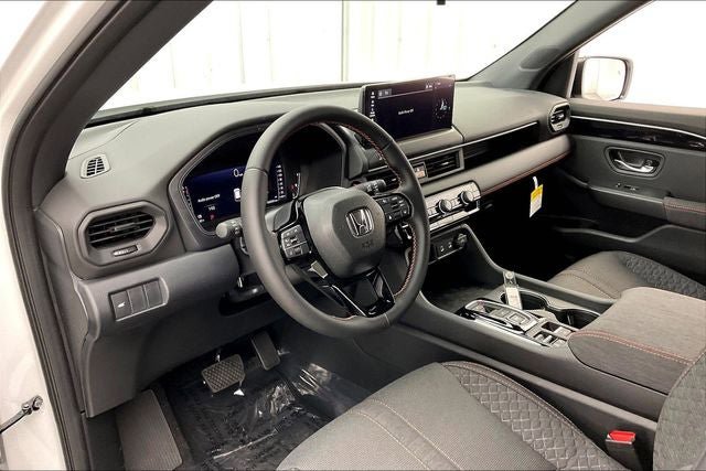 New 2026 Honda Pilot Sport image 8