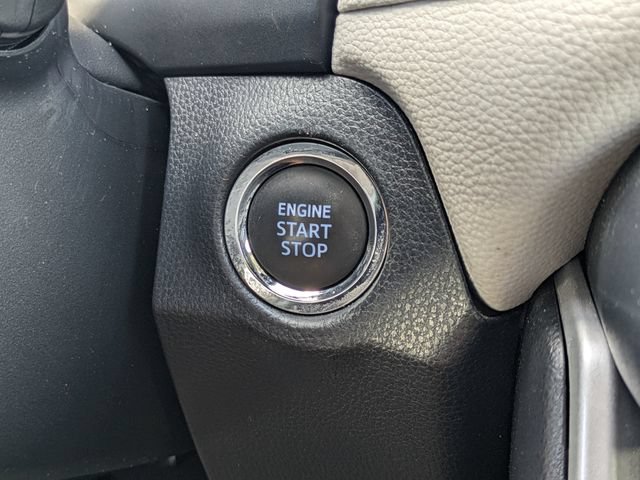 Used 2021 Toyota RAV4 XLE Premium FWD image 28