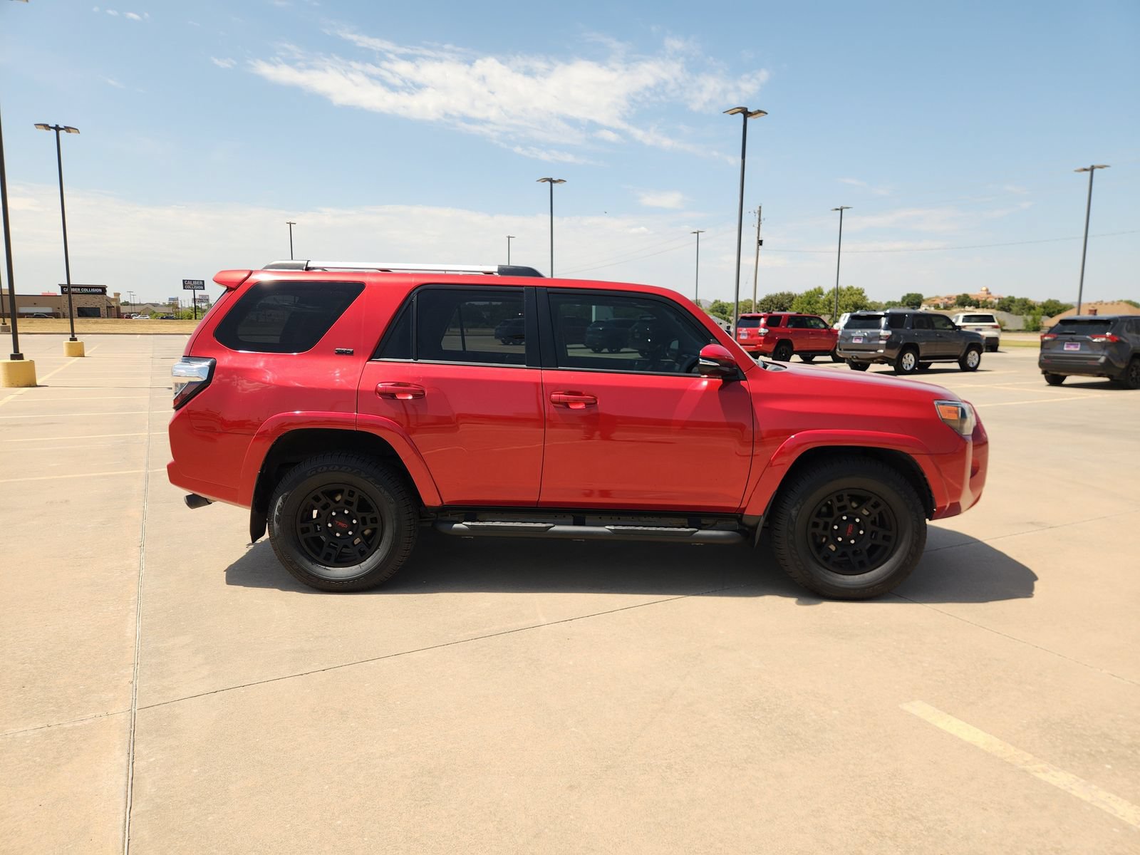 Used 2022 Toyota 4Runner SR5 Premium w/ Moonroof Package RWD image 7