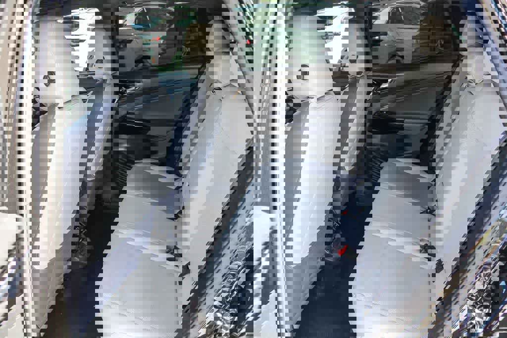 Used 2022 Volkswagen ID.4 Pro S image 17