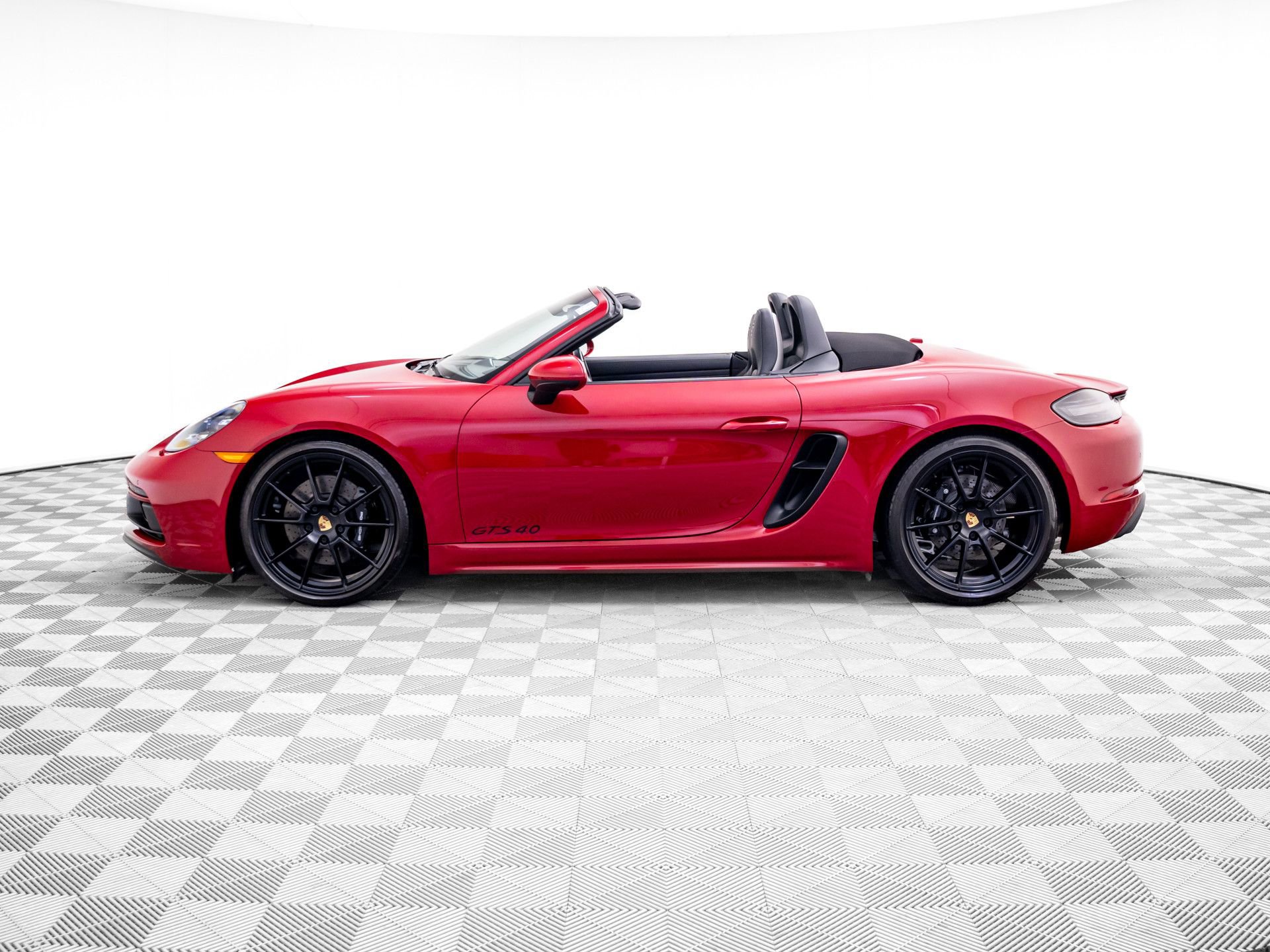 Used 2022 Porsche 718 Boxster GTS image 2