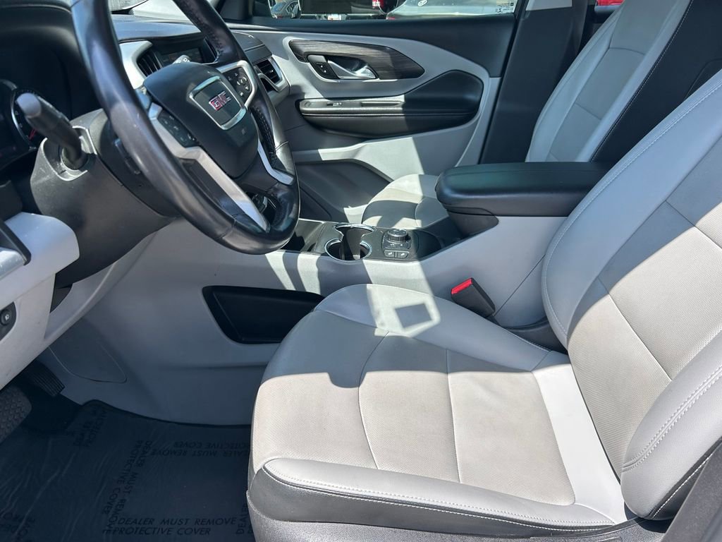 Used 2022 GMC Terrain SLT image 11