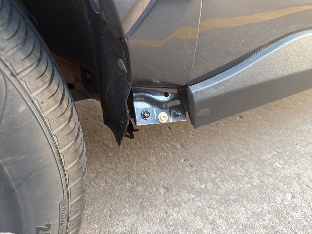 Used 2020 Toyota RAV4 LE image 15