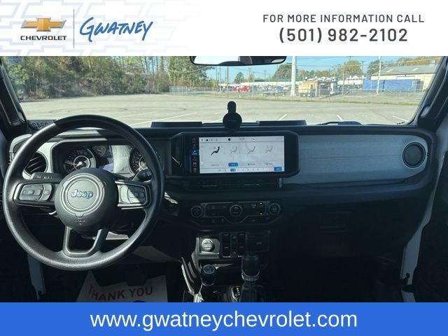 Used 2025 Jeep Gladiator Sport image 18