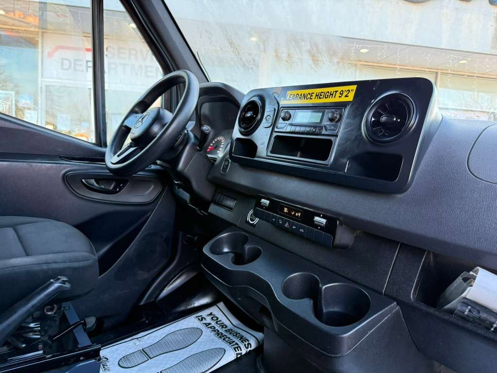 Used 2019 Mercedes-Benz Sprinter 144 image 32