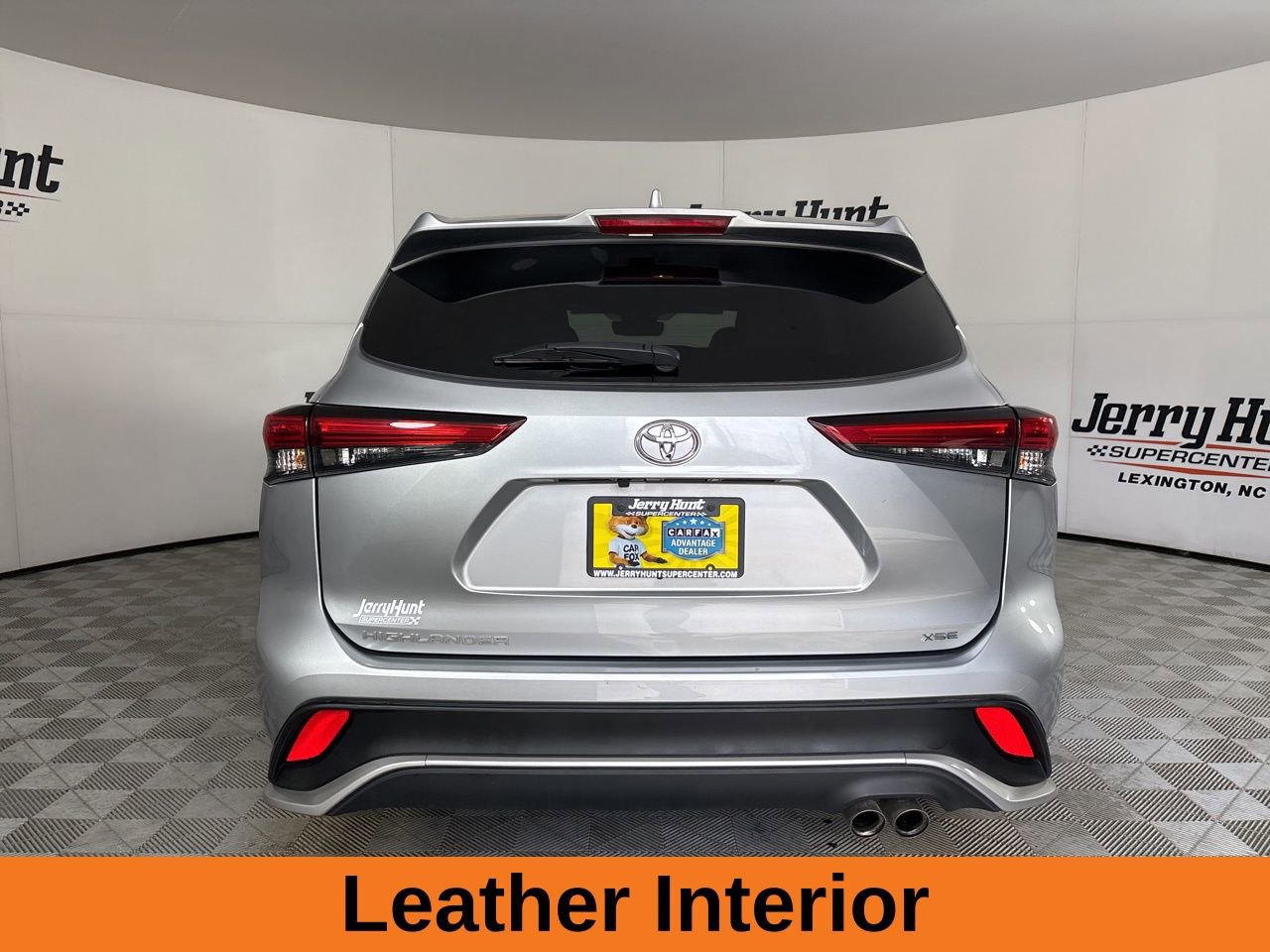 Used 2023 Toyota Highlander XSE image 6