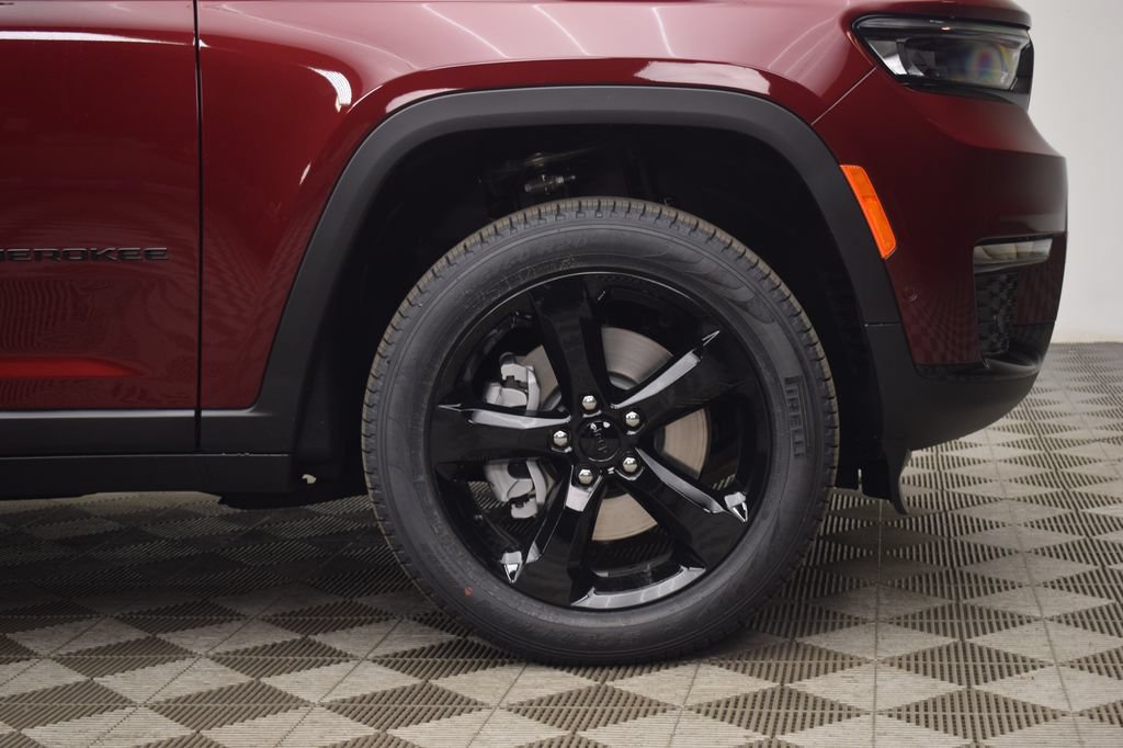 New 2025 Jeep Grand Cherokee L Limited w/ Luxury Tech Group II AWD/4WD image 9