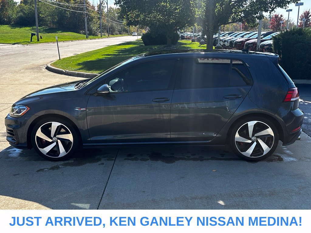 Used 2018 Volkswagen GTI SE FWD image 6