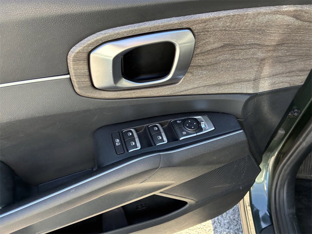 Used 2022 Kia Sorento X-Line EX image 16