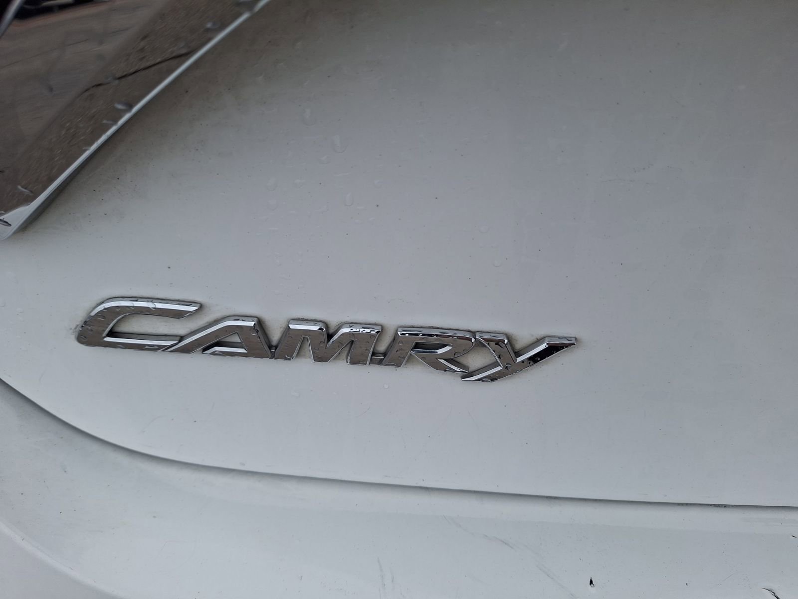 Used 2016 Toyota Camry LE image 13