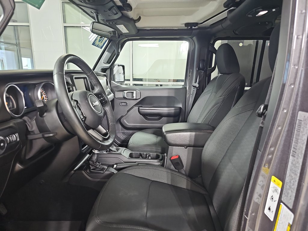 Used 2018 Jeep Wrangler Unlimited Sport S AWD/4WD image 18