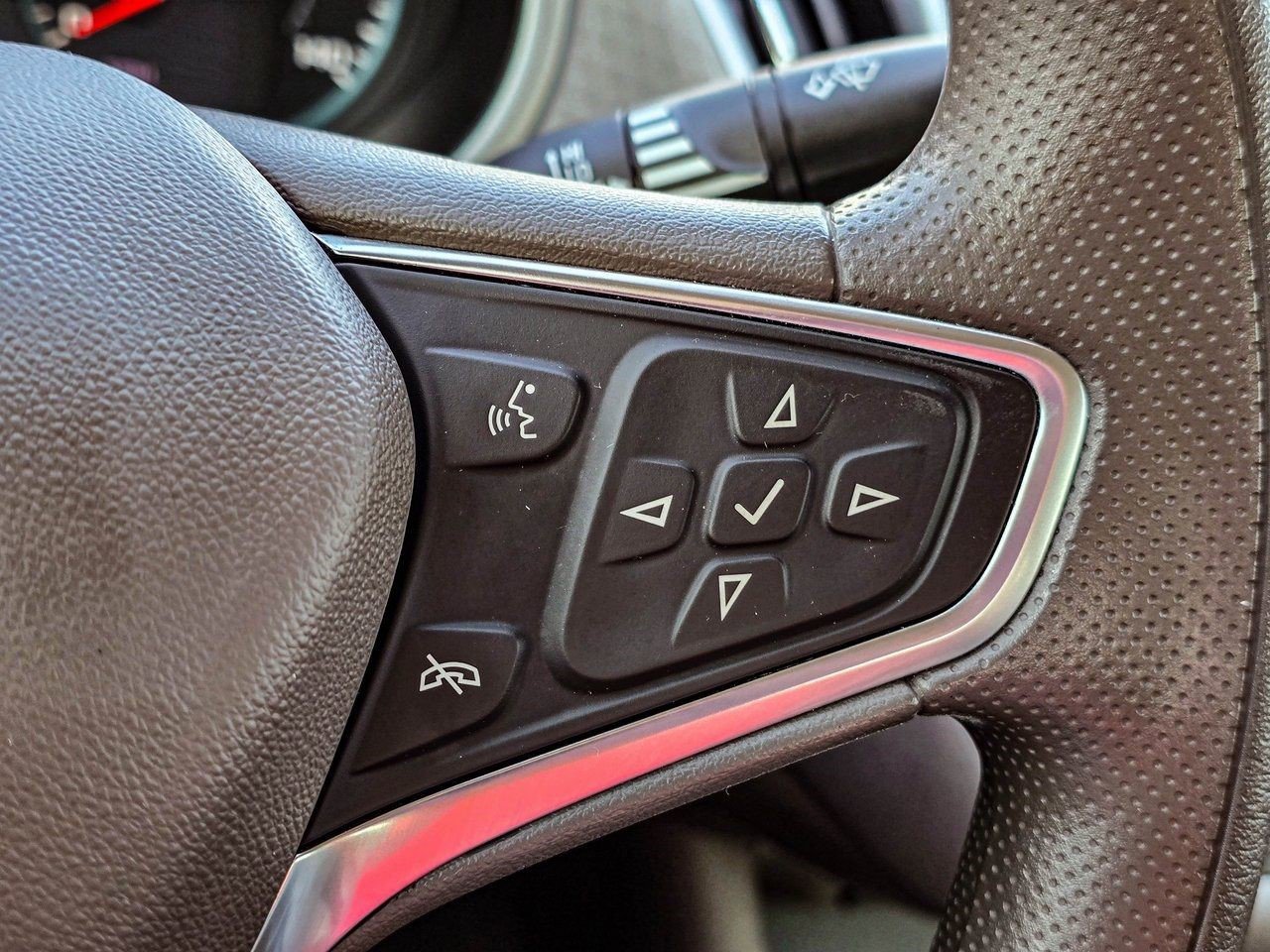 Certified 2025 Chevrolet Malibu LT FWD image 23