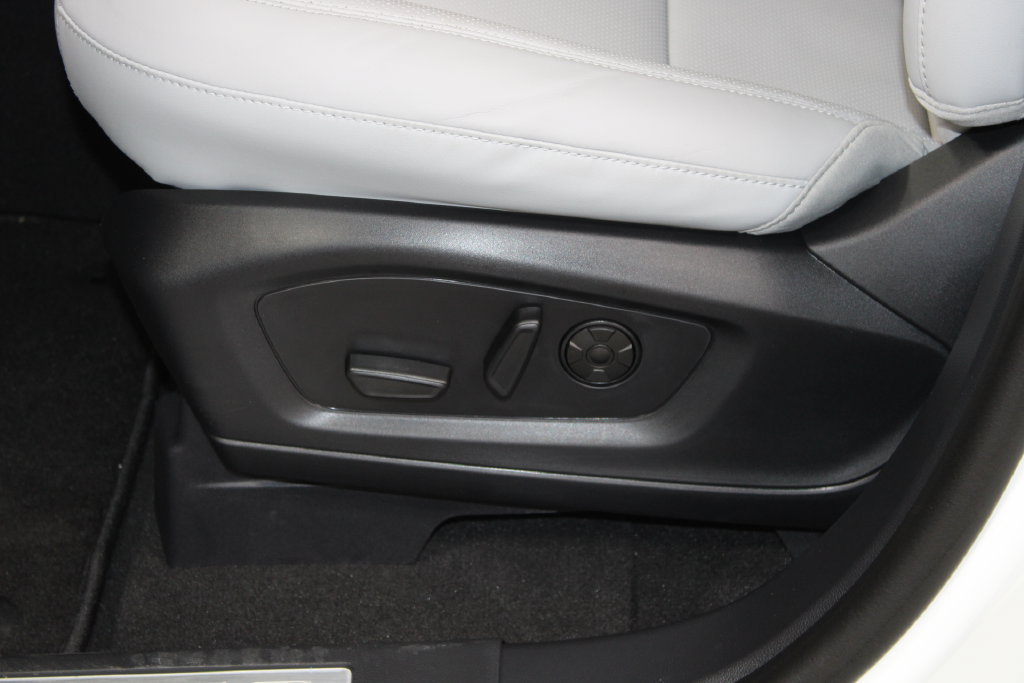 New 2027 Ford Explorer Platinum AWD/4WD image 21