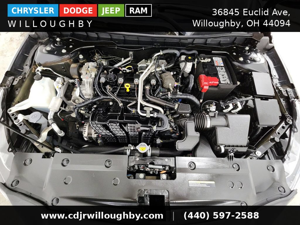 Used 2025 Nissan Altima 2.5 SV AWD/4WD image 38