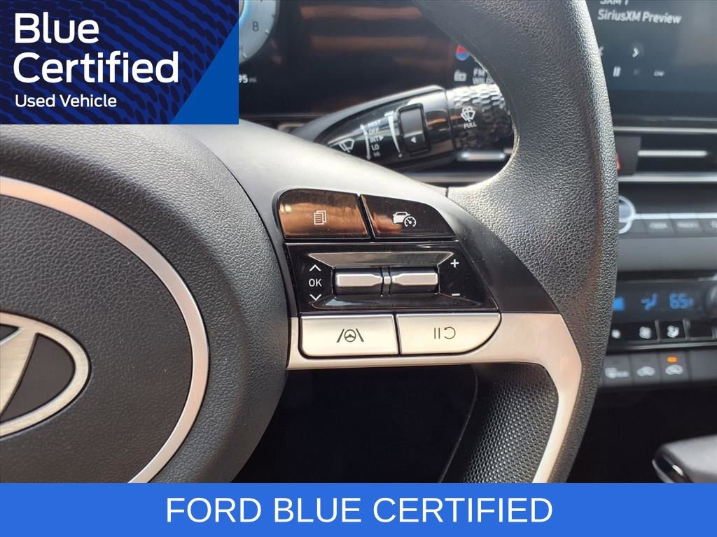 Used 2024 Hyundai Elantra SEL image 17