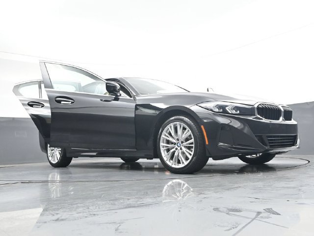 Certified 2024 BMW 330i Sedan w/ Convenience Package RWD image 42