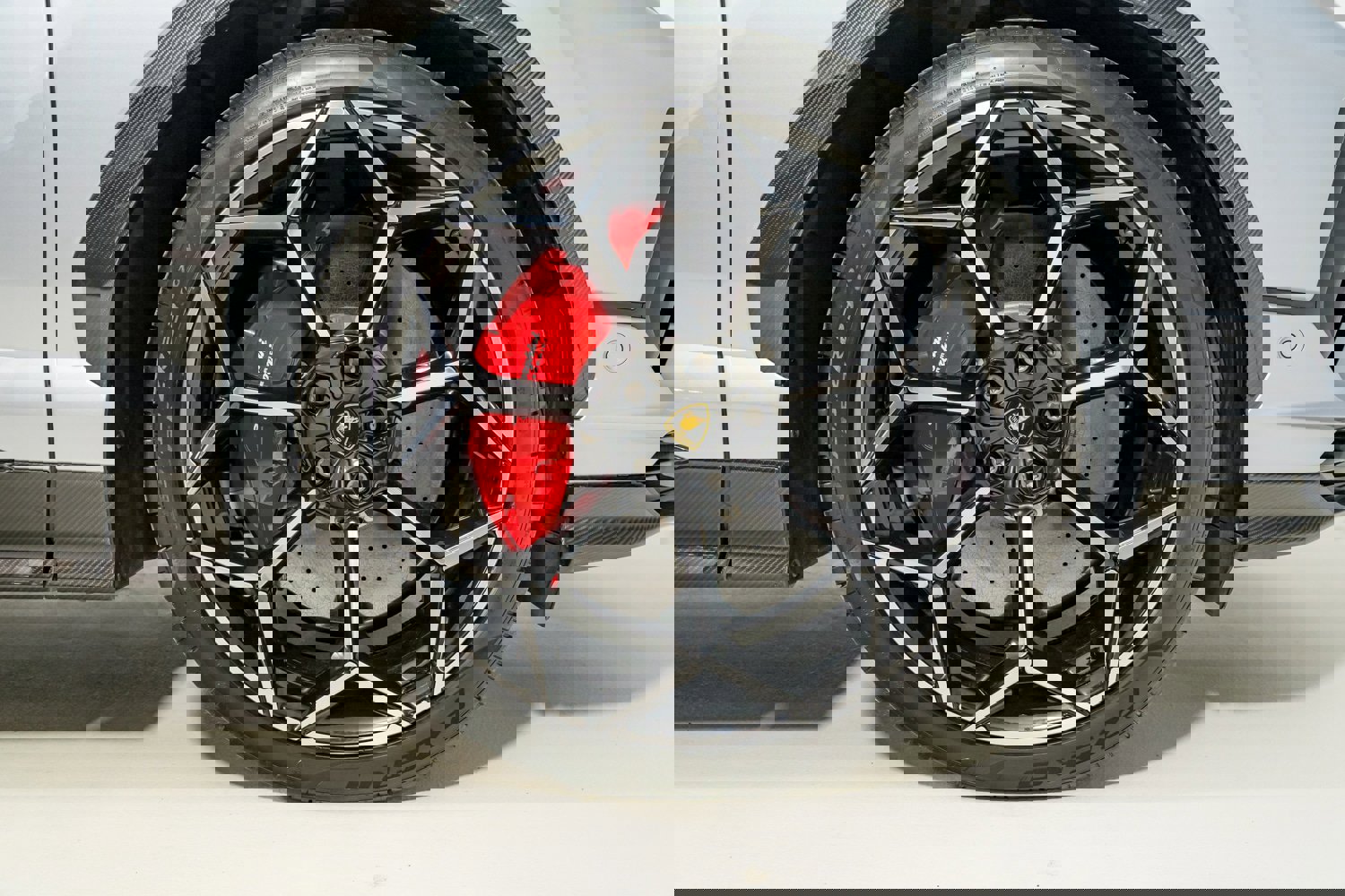 Used 2024 Lamborghini Urus Performante image 14