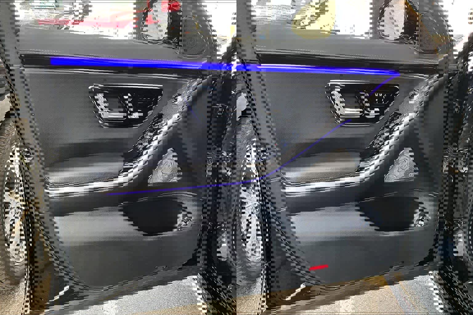 Certified 2022 Mercedes-Benz S 500 4MATIC w/ AMG Line Package image 22