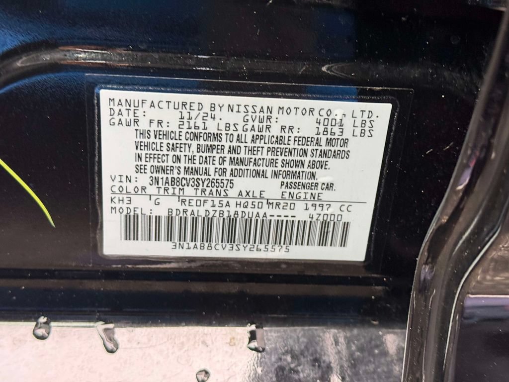 Used 2025 Nissan Sentra SV w/ All-Weather Package FWD image 17