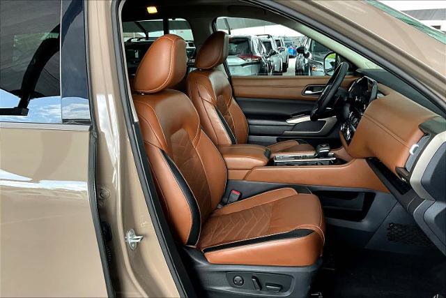 Certified 2023 Nissan Pathfinder Platinum image 9