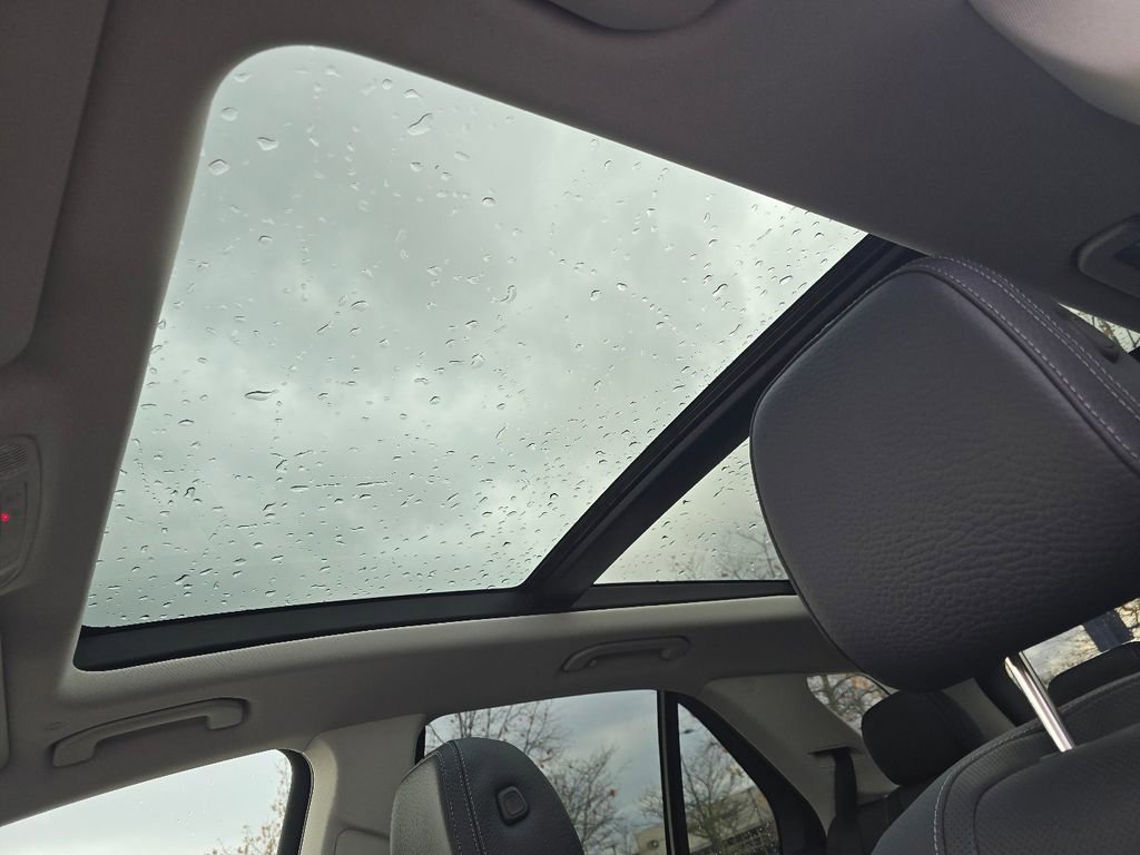 New 2026 Mercedes-Benz GLE 450 4MATIC image 3