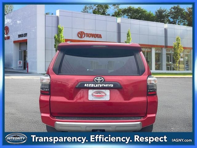 Used 2023 Toyota 4Runner TRD Off-Road Premium w/ Moonroof Package AWD/4WD image 7