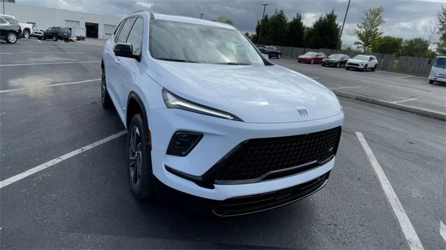 New 2026 Buick Enclave Sport Touring w/ Power Package image 4